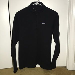 Women’s Half Zip Black Patagonia pullover